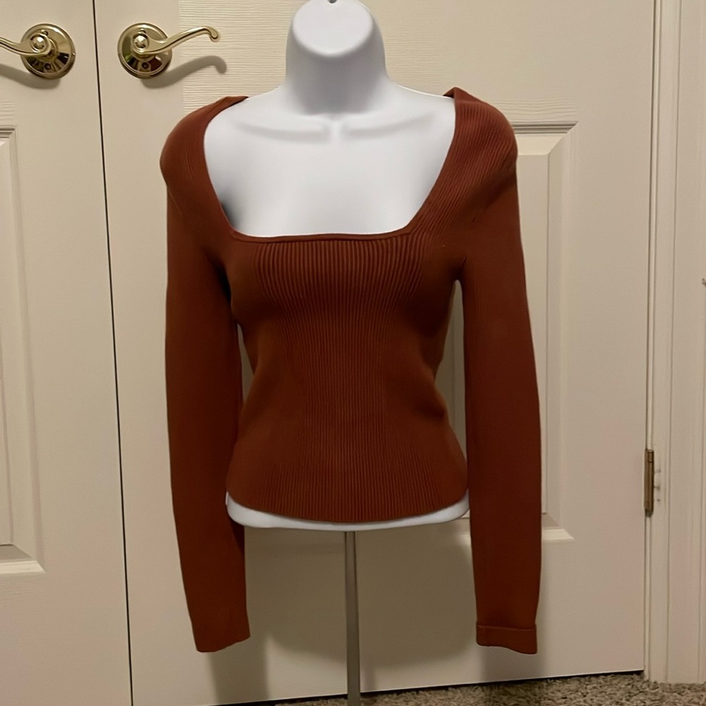 ABERCROMBIE & FITCH SWEATER